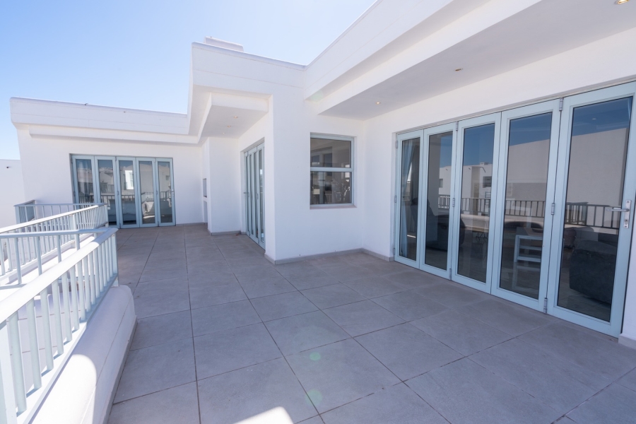 3 Bedroom Property for Sale in Paradise Beach Western Cape